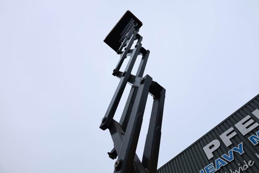 Holland Lift Ecostar HL-11812 Electric, 14m Working Height, 300