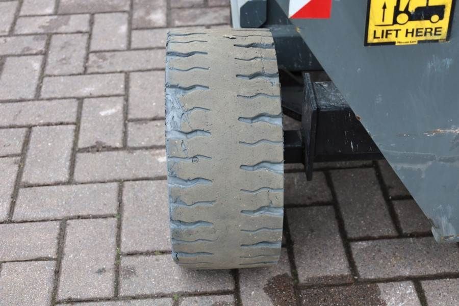 Holland Lift Ecostar HL-11812 Electric, 14m Working Height, 300