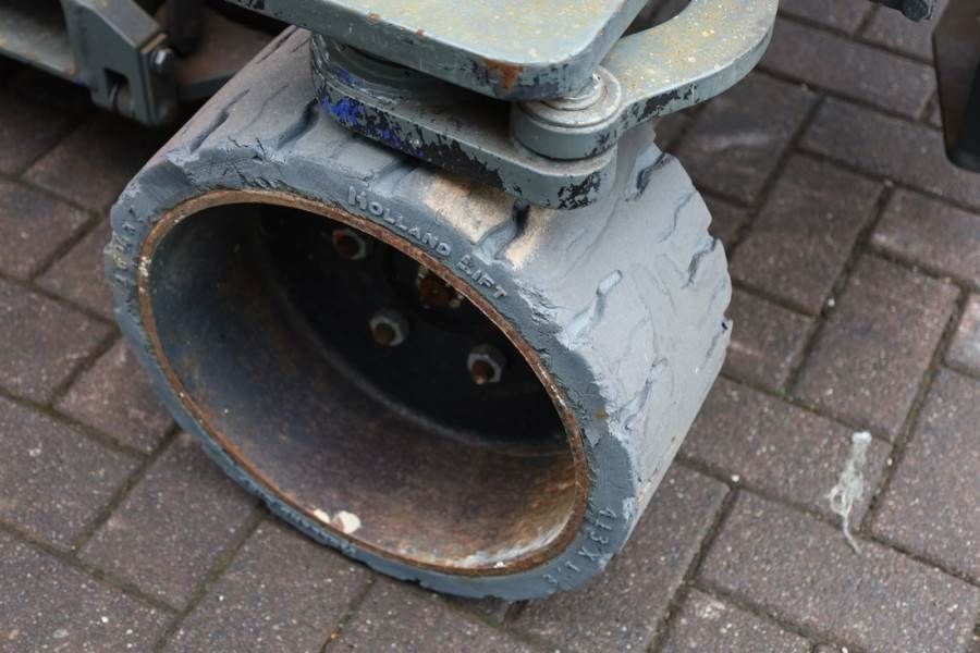 Holland Lift Ecostar HL-7814 Electric, 10m Working Height, 450k