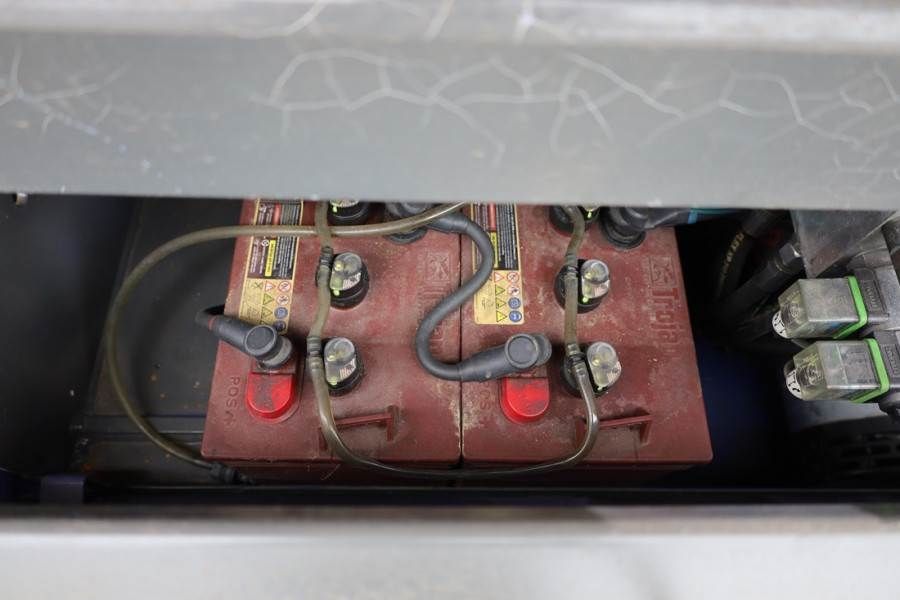 Holland Lift Ecostar HL-7814 Electric, 10m Working Height, 450k