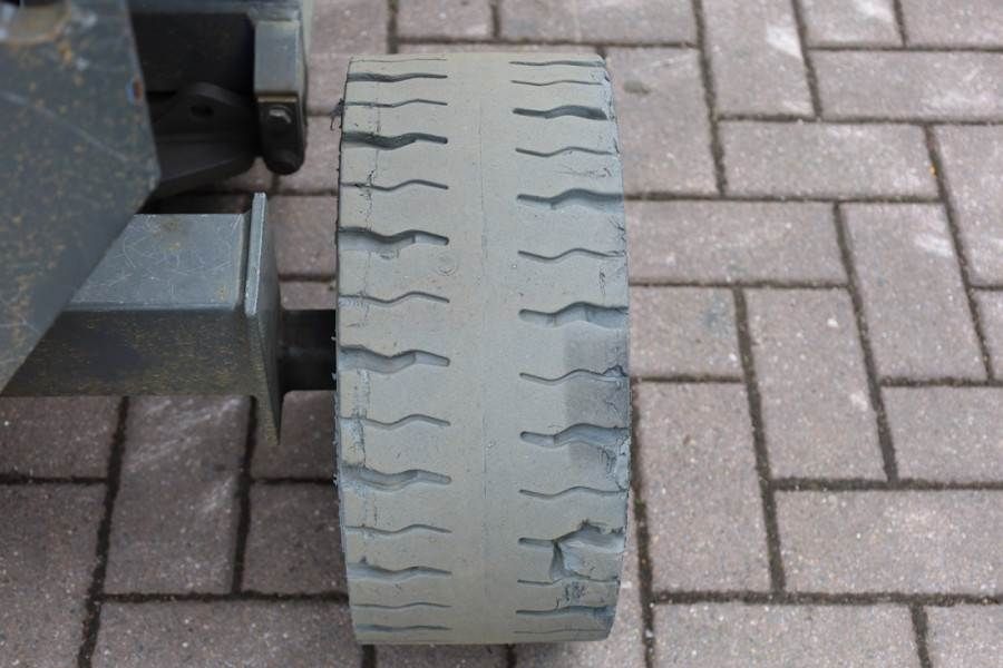 Holland Lift Ecostar HL-7814 Electric, 10m Working Height, 450k