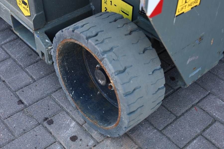 Holland Lift Ecostar HL-7810 Electric, 10m Working Height, 450k