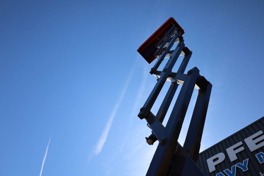 Holland Lift Ecostar HL-9710 Electric, 12m Working Height, 325k