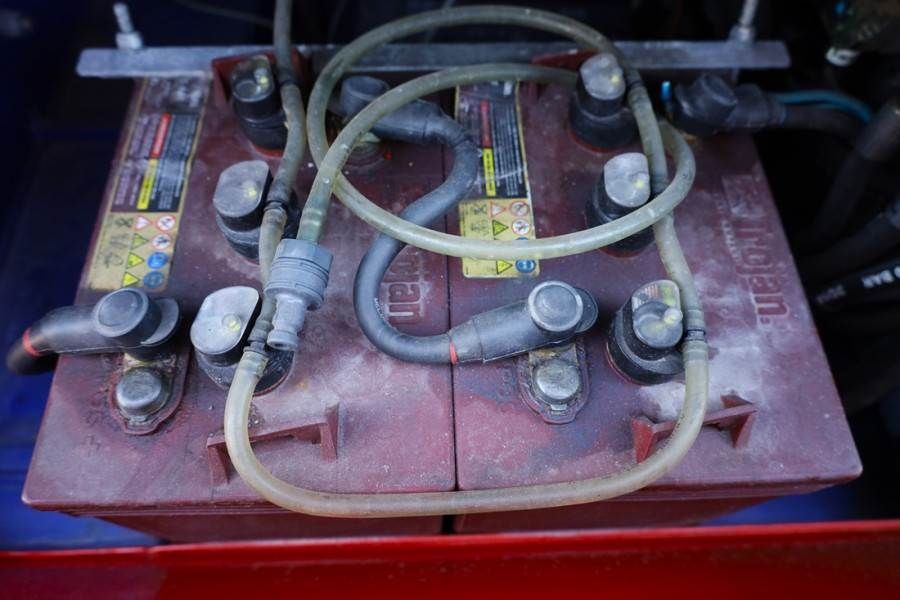 Holland Lift Ecostar HL-9710 Electric, 12m Working Height, 325k