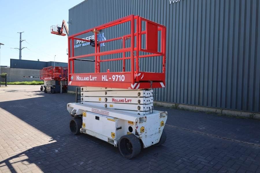 Holland Lift Ecostar HL-9710 Electric, 12m Working Height, 325k