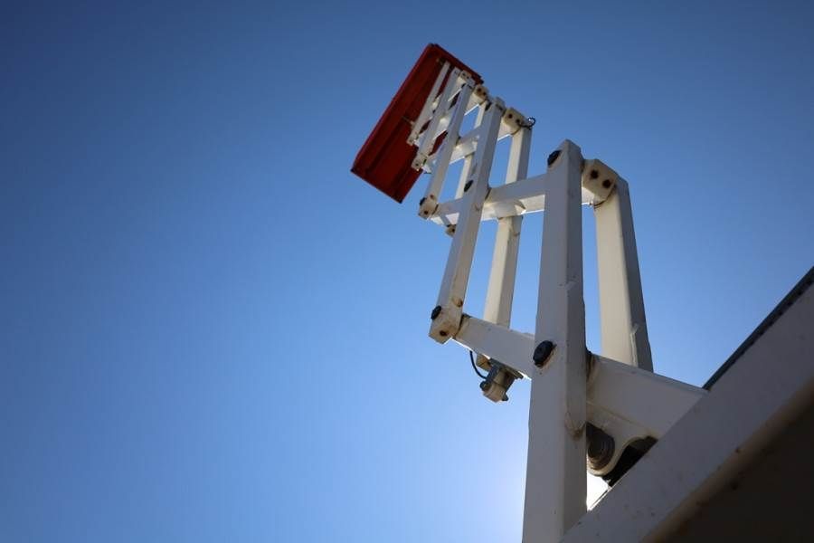 Holland Lift Ecostar HL-9710 Electric, 12m Working Height, 325k