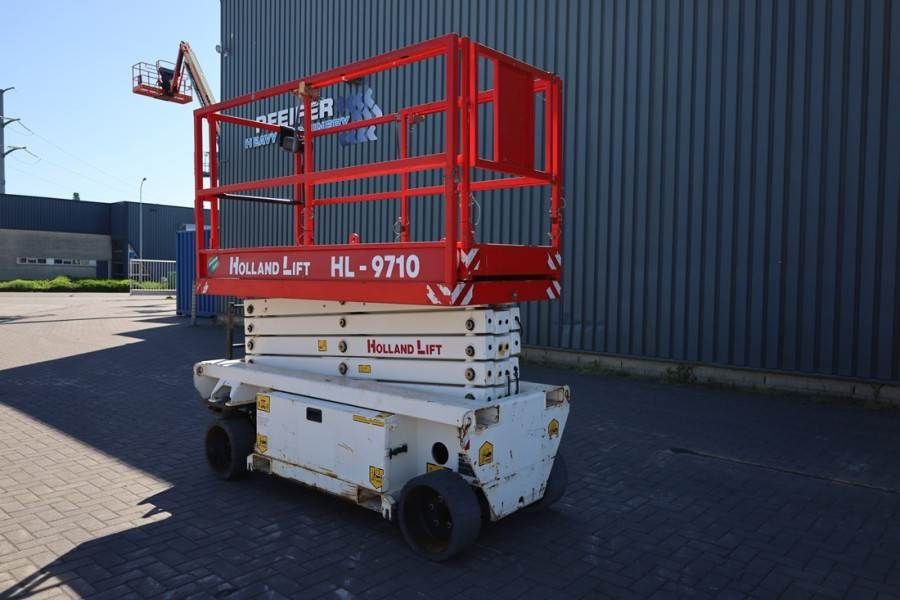 Holland Lift Ecostar HL-9710 Electric, 12m Working Height, 325k