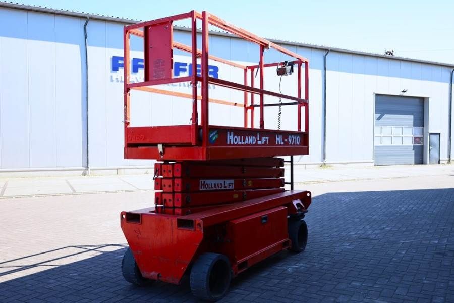 Holland Lift Ecostar HL-9710 Electric, 12m Working Height, 325k