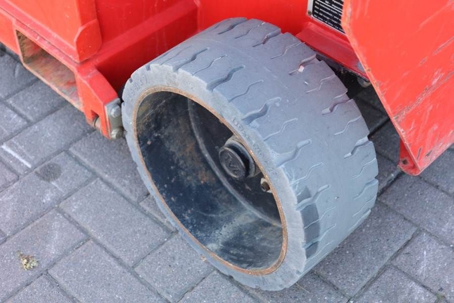 Holland Lift Ecostar HL-9710 Electric, 12m Working Height, 325k