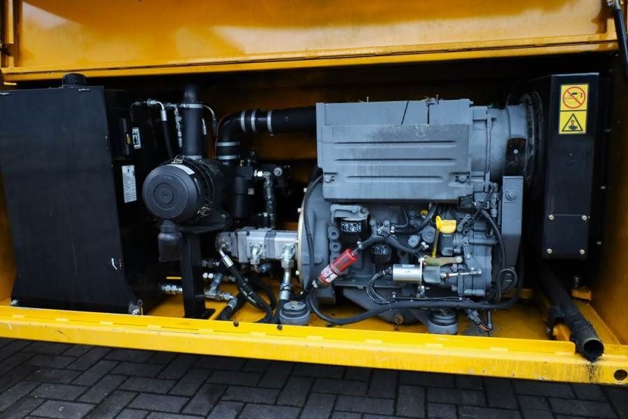 JLG 203-24 Diesel, 4x4 Drive, 22.3m Working Height, 75