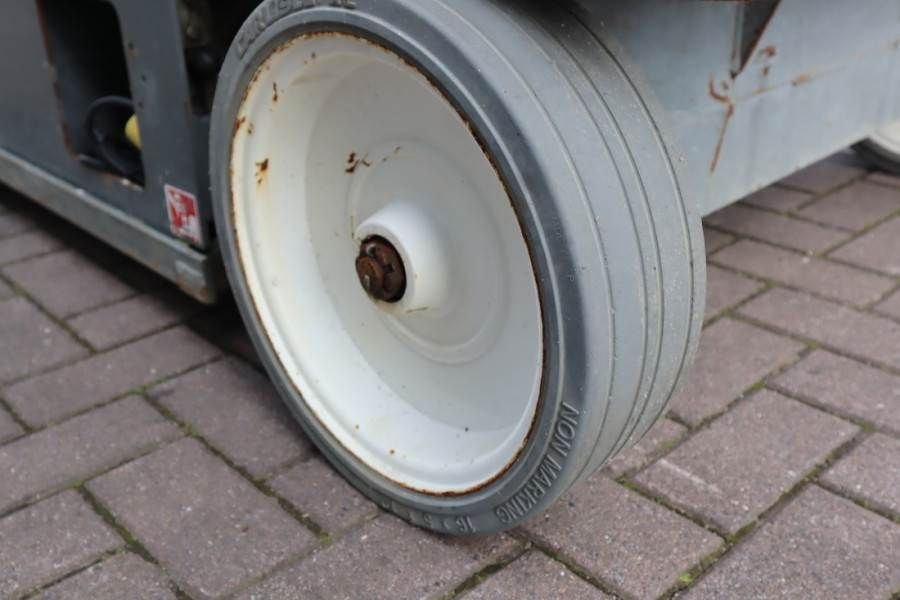 SkyJack SJ4626 ELECTRIC, 10M WORKING HEIGHT, 454KG CAPACIT