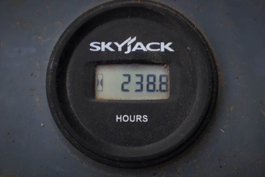 SkyJack SJ4626 ELECTRIC, 10M WORKING HEIGHT, 454KG CAPACIT