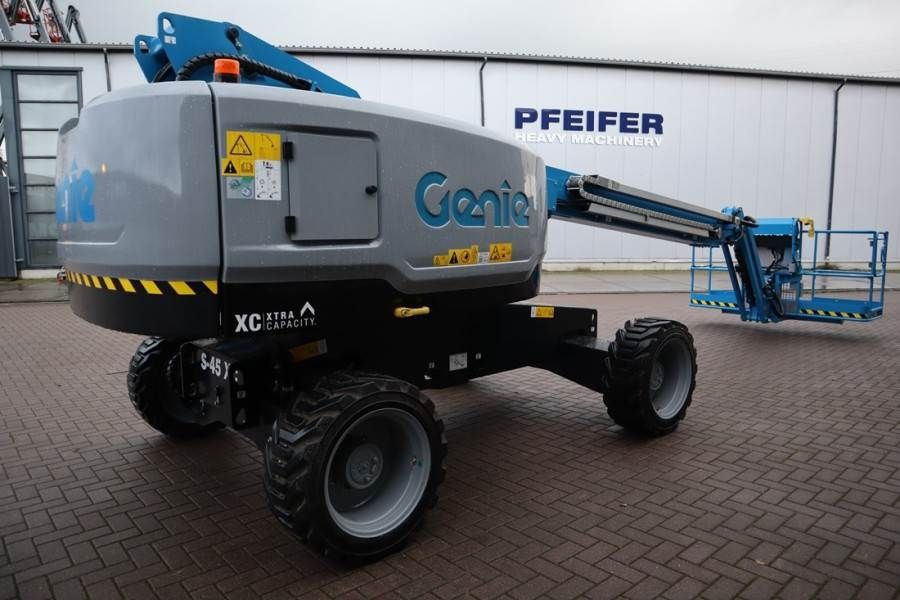 Genie S45XC Valid inspection, *Guarantee! Diesel, 4x4 Dr