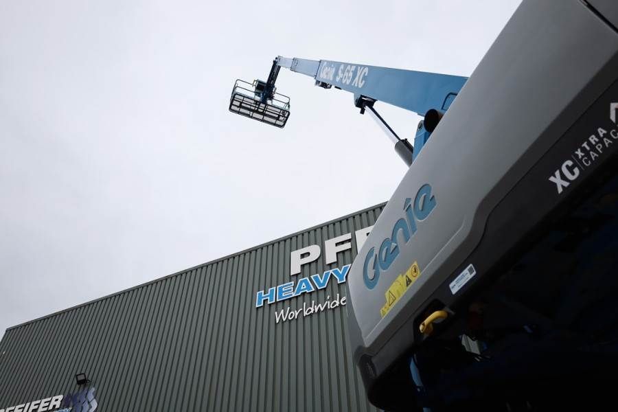 Genie S65XC Guarantee! Diesel, 4x4 Drive, 21.8m Working