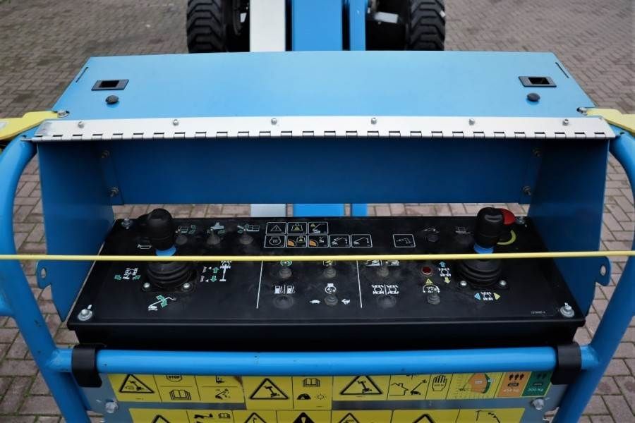 Genie S65XC Valid inspection, *Guarantee! Diesel, 4x4 Dr