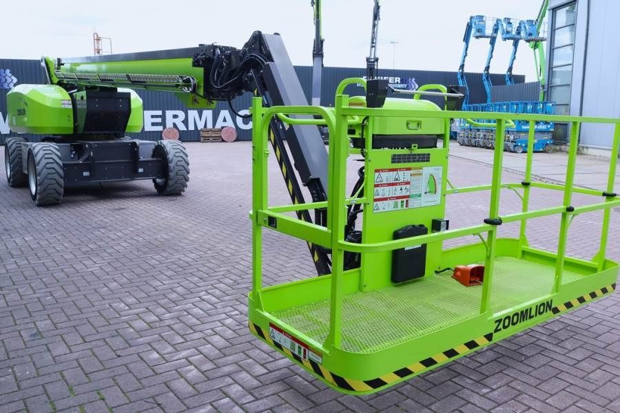 Zoomlion ZT26JE Fully Electric Lithium-Powered, 4x4 Rough T
