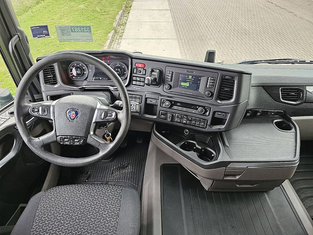 SCANIA R410 skirts alcoa's ret.