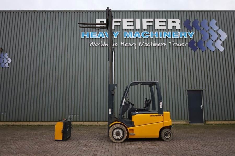Jungheinrich EFG535 Electric, Lifting Height 4700mm, Freelift 1