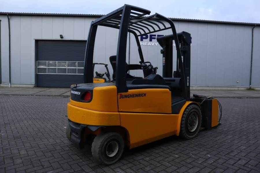 Jungheinrich EFG535 Electric, Lifting Height 4700mm, Freelift 1