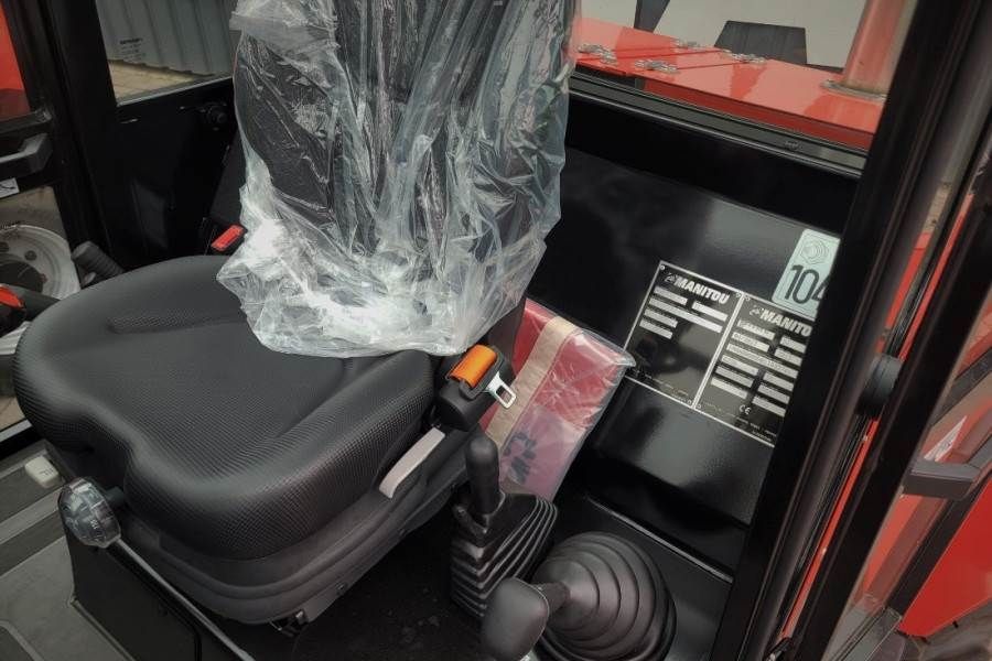 Manitou M30-4 Valid inspection, *Guarantee, Diesel, 4x4 Dr