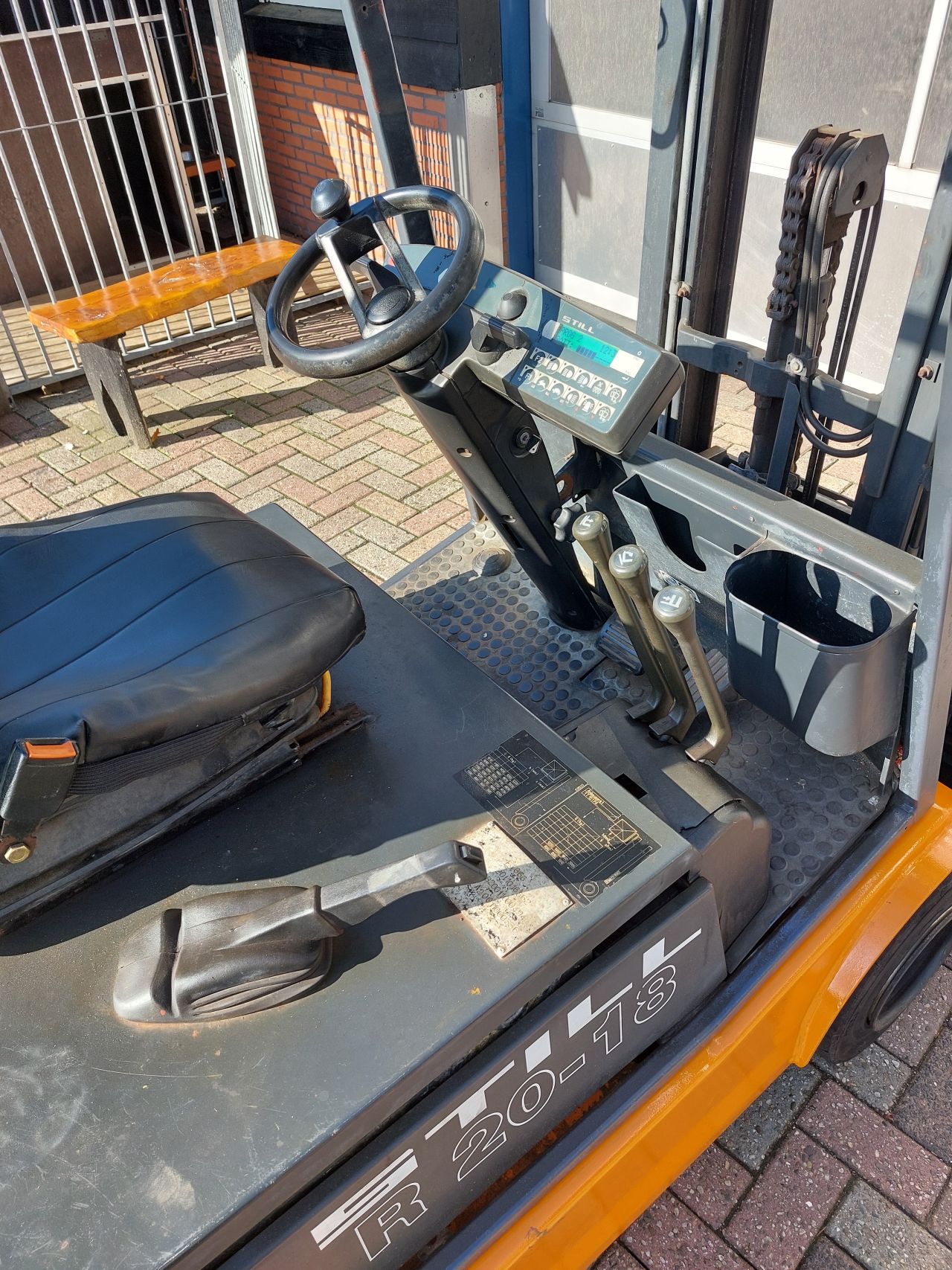 Still R20-18 duplex vorkenspreider