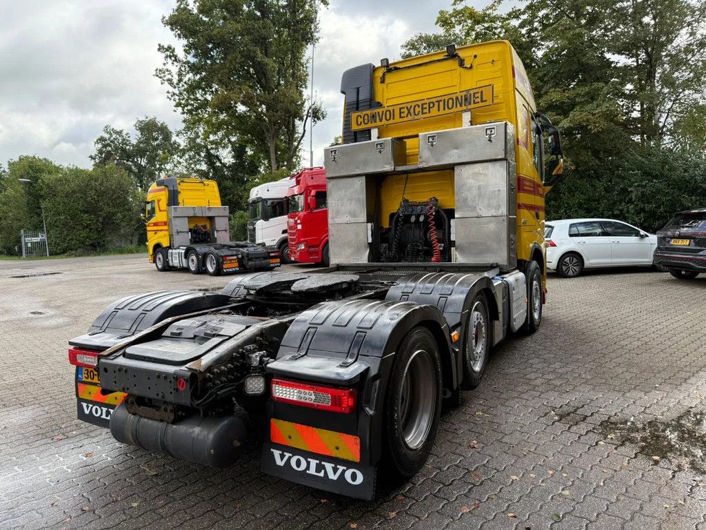 Volvo FH 460 6X2 Globetrotter Gestuurde voorloopas APK/TUV 12-2025