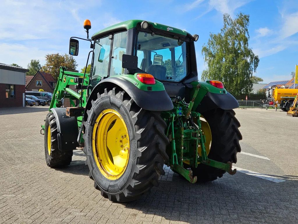 John Deere met 631 voorlader 6230