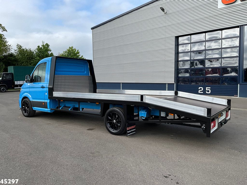 Volkswagen Crafter 35 2.0 TDI met Nieuwe Oprijcarrosserie