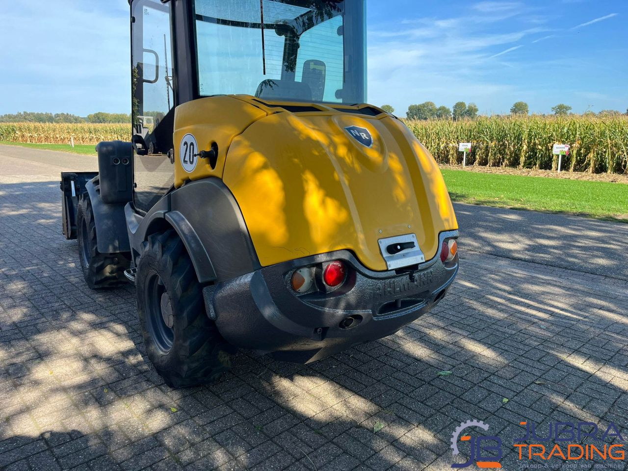 Ahlmann AX70 Diesel Shovel | 2009 | 4889U | 5T | 20 KMH