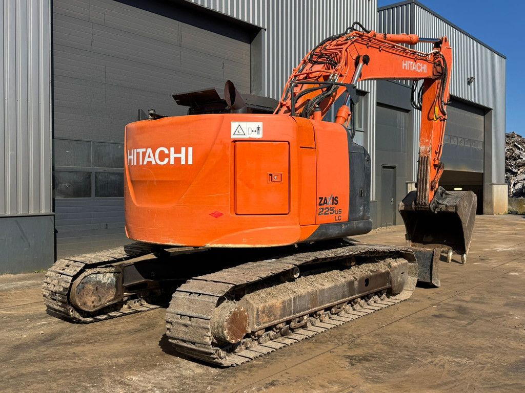 Hitachi ZX225USLC-5B
