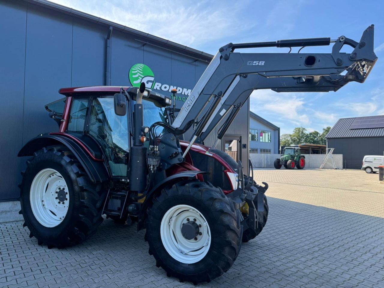 Valtra N143