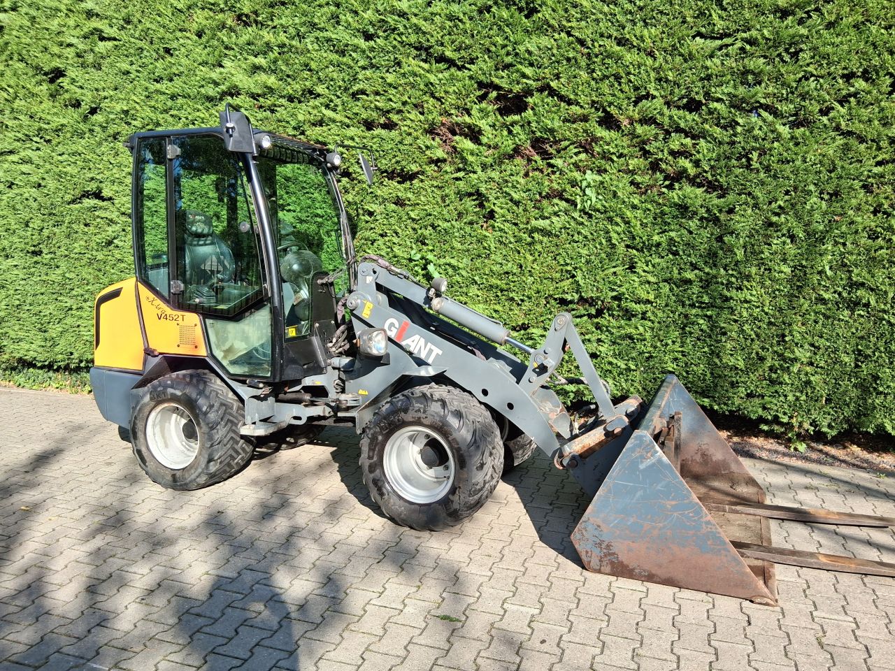 Giant 452 shovel