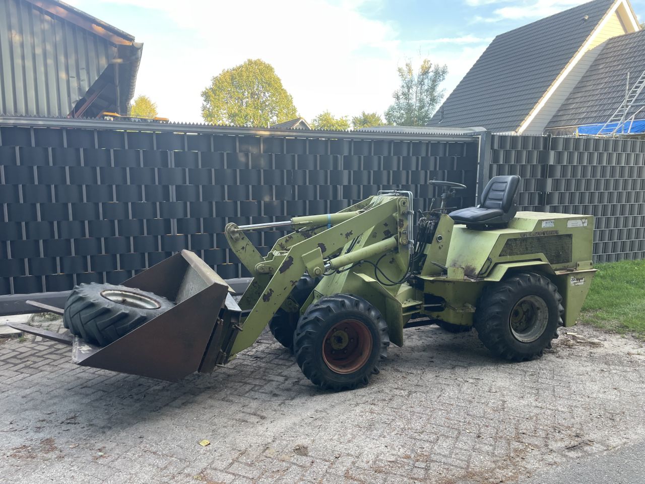 Weidemann shovel schaffer avant knikmops sherpa loader