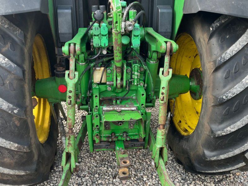 John Deere 6910 Auto Quad II-TLS Med frontlæsser