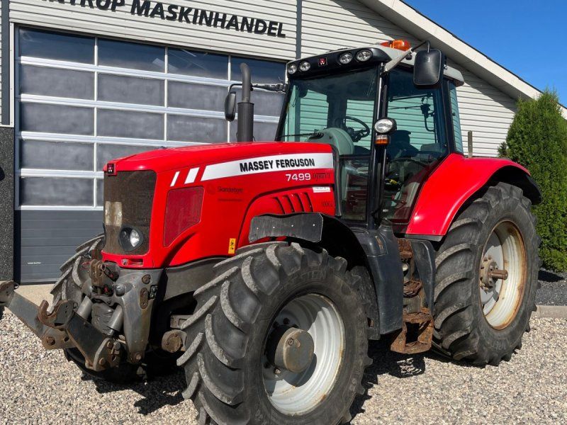 Massey Ferguson 7499 DYNA VT Med frontlift