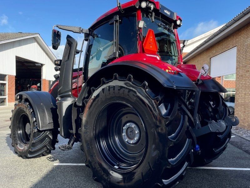 Valtra T235 S