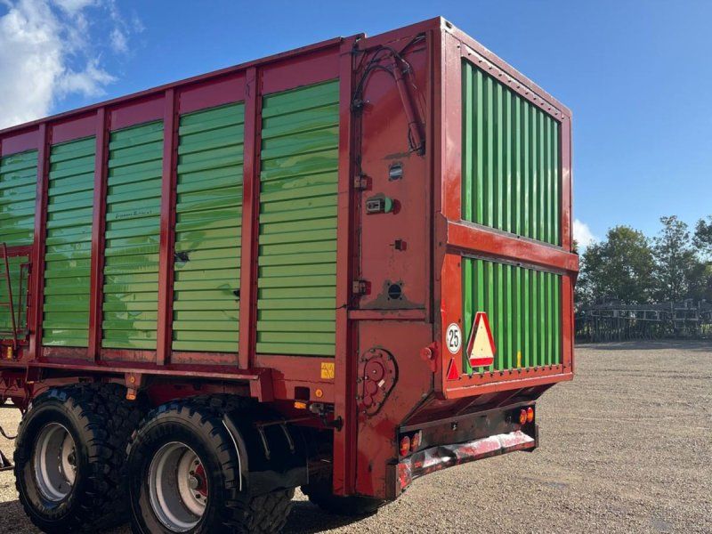 Strautmann Giga-Trailer 2246