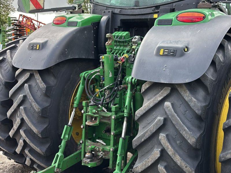 John Deere 6230 R