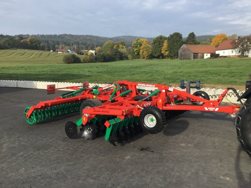 Agro-Masz BTC50H gezogen Druckluftbremse 560er Scheiben
