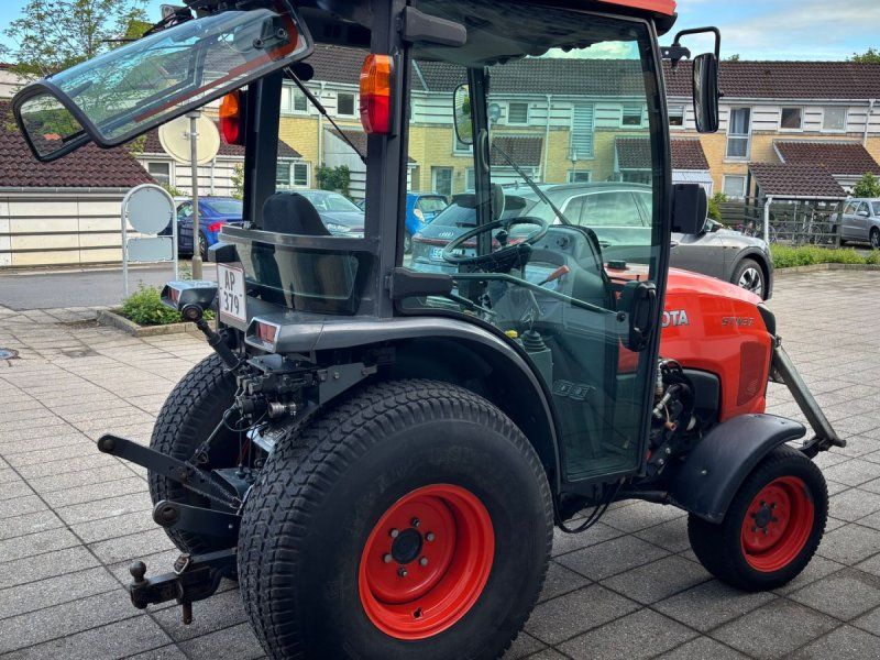 Kubota STW37 Kompakttraktor