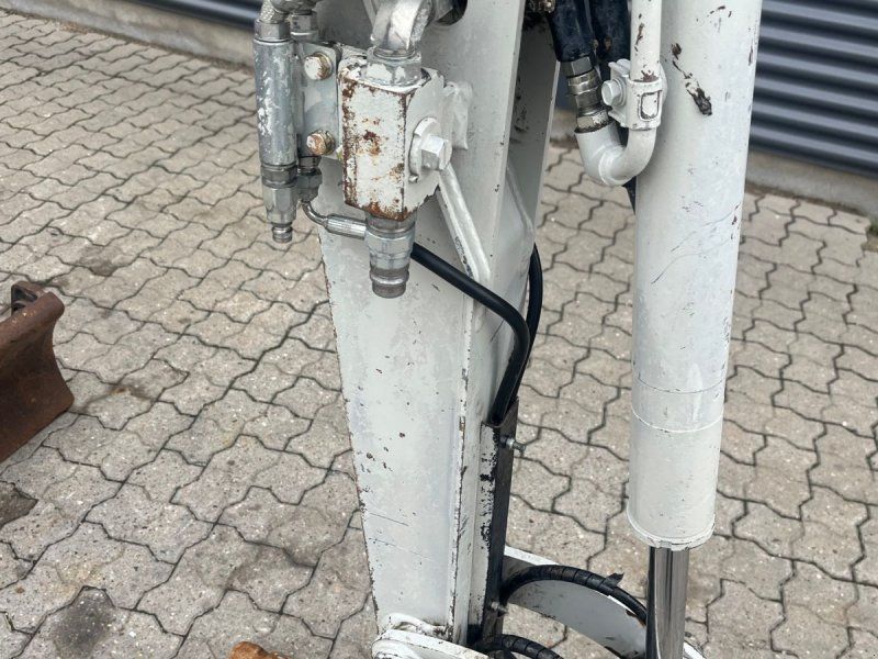 Takeuchi med hydraulisk skovl skifte
