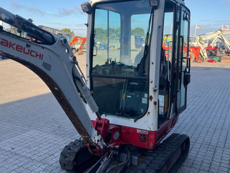 Takeuchi TB216 Hydraulisk hurtig skifte