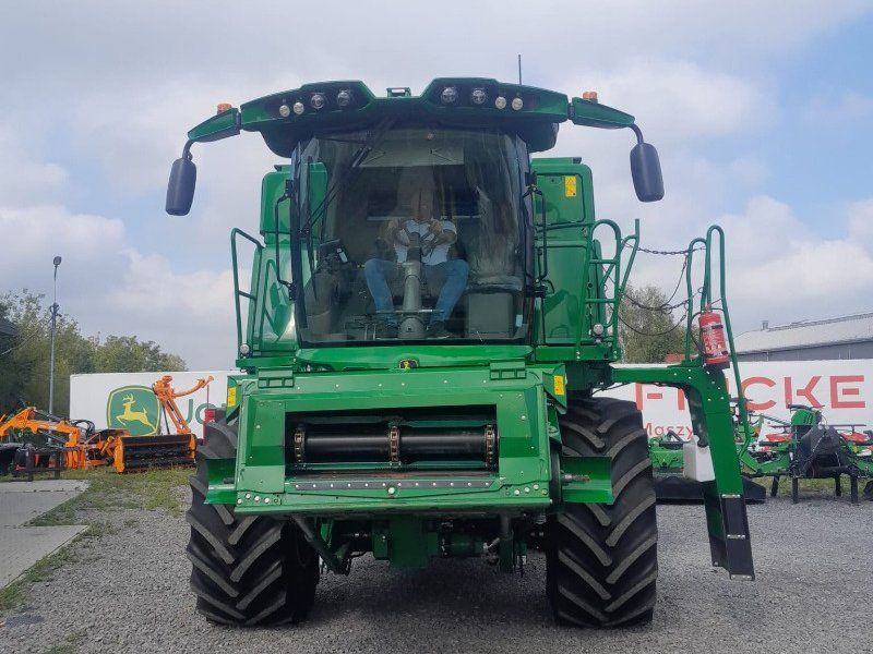 John Deere T 560i