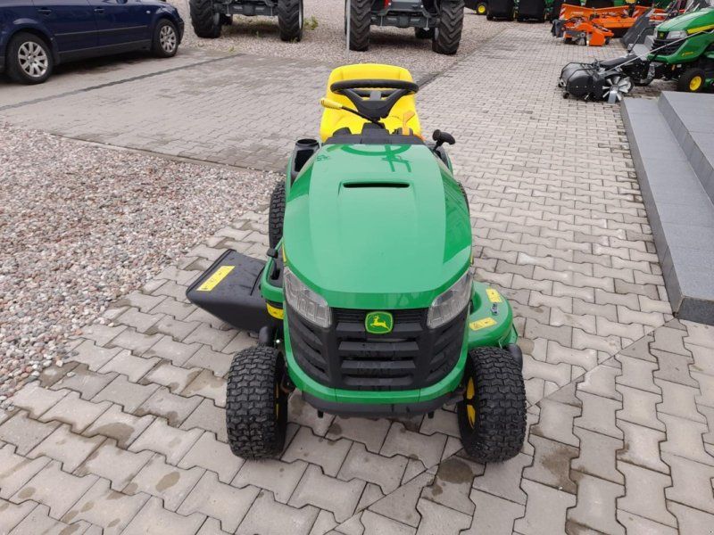 John Deere X107