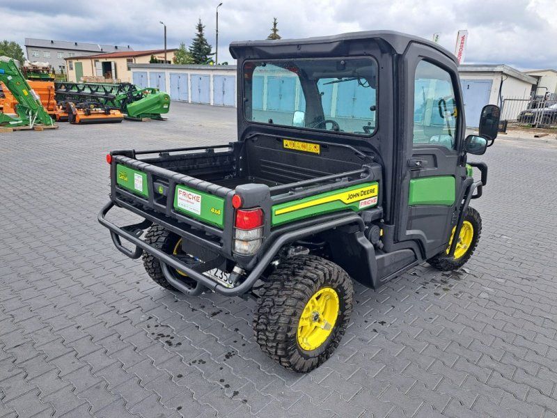 John Deere Gator XUV835M