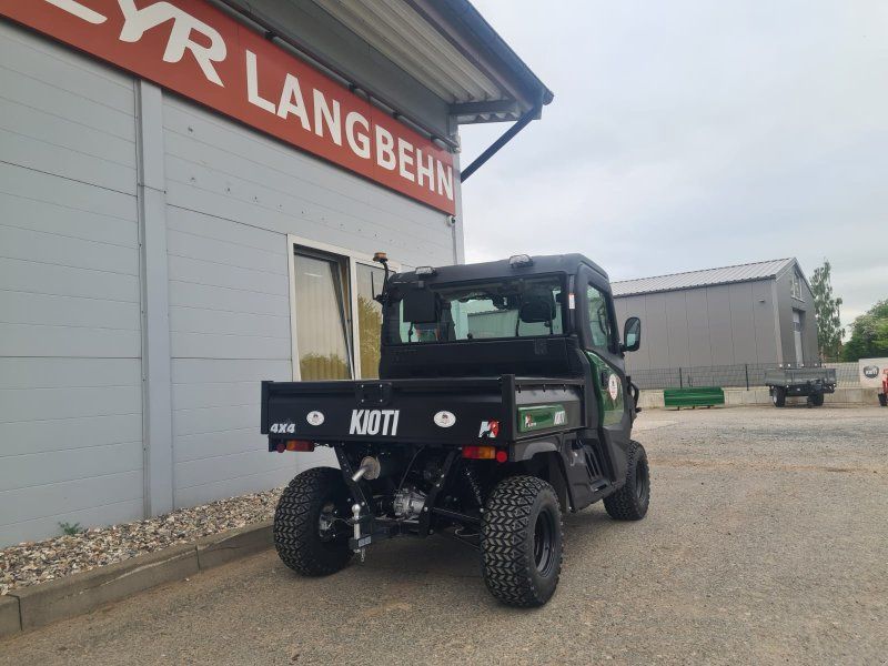 Kioti K9 2410 C