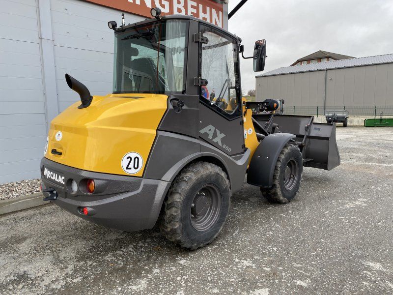 Mecalac AX 850