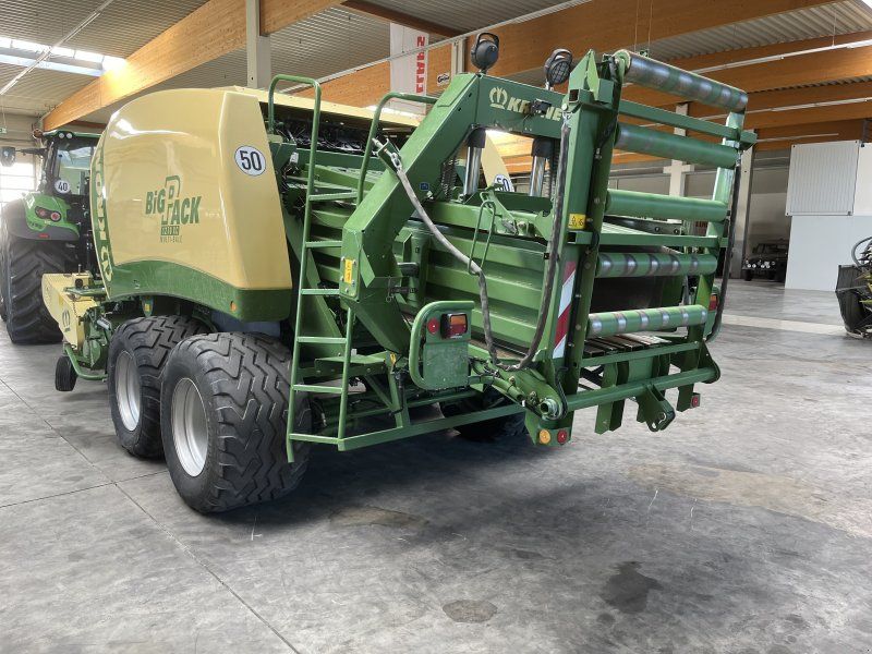 Krone Big Pack 1270 XC mit PRE CHOP HÄCHSLER