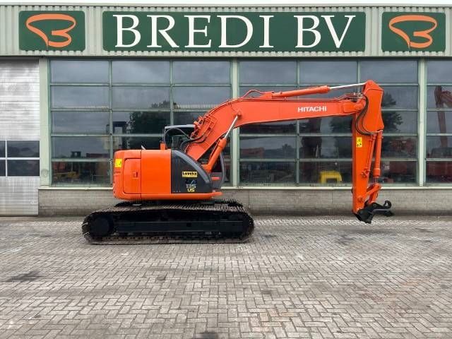 Hitachi ZX 135 US
