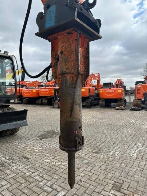 Tabe 1300